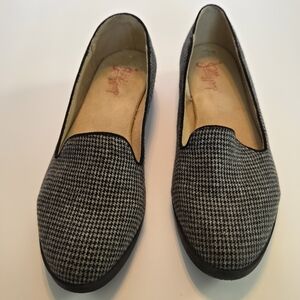 Jellypop Black and White Houndstooth Loafers